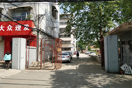 沿河观景采光刺眼凤凰层过户低装修美丽上学方便随时看房